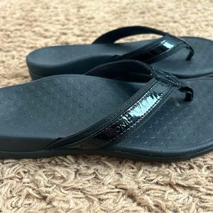 Vionic Womens Sandals
